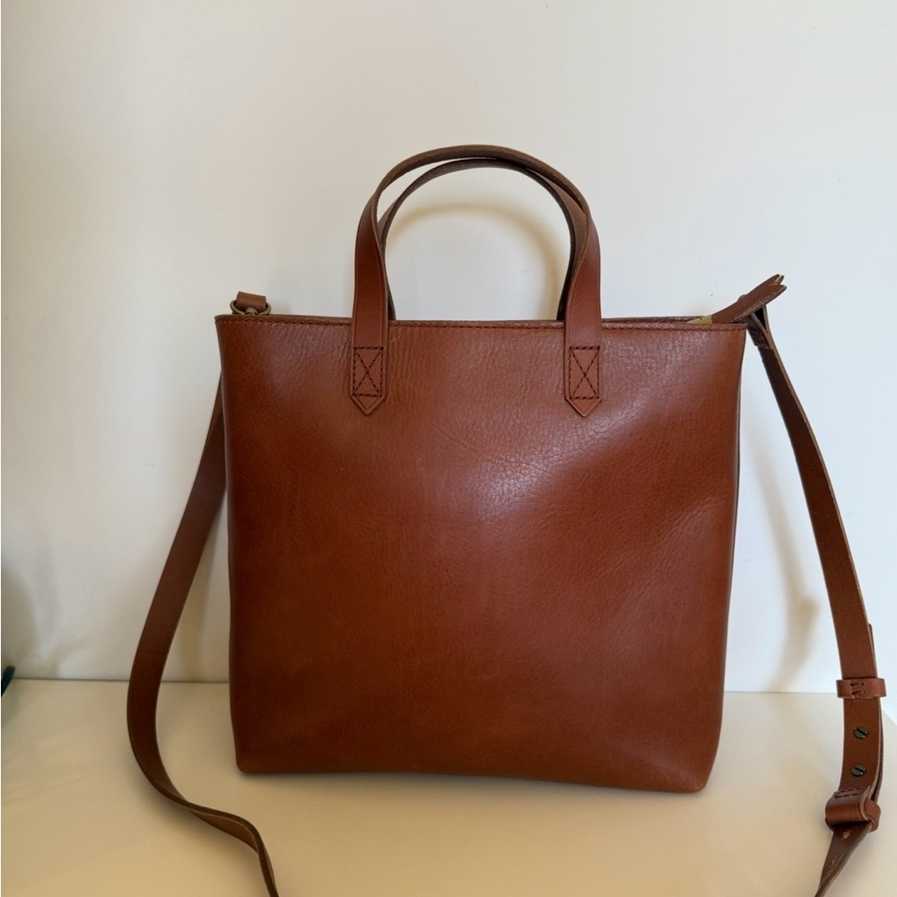 Madewell The Small Transport Crossbody Bag in English Saddle Leather - Picture 2 of 6